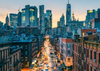 New York’ta OHAL ilan edildi