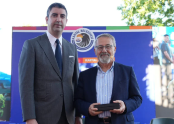 KARTAL KİTAP FUARI’NDA NACİ GÖRÜR’DEN ÖNEMLİ UYARILAR