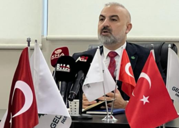 Erol Demir: “Sorunları Çözemeyen Yöneticiler Var!”