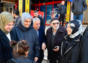 Başkan Döğücü, Vatandaşı Selamladı!