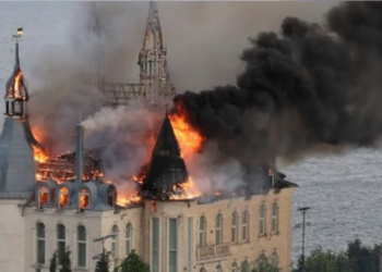 Rusya ‘Harry Potter Kalesi’ni vurdu!