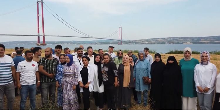 Sultanbeyli’deki STK’lar Şehit Ata’larını Rahmetle Yad Etti