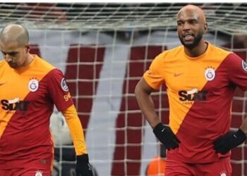 Feghouli ile Babel Galatasay’da kalacak mı?