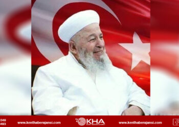 Mahmut Ustaosmanoğlu Hocaefendi vefat etti