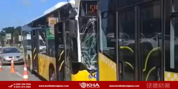 Ümraniye’de 3 İETT otobüsü birbirine girdi