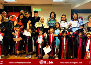 Maltepeli miniklerin yıl sonu gösterisine yoğun ilgi