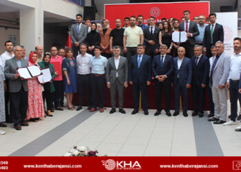 Sultanbeyli Belediyesi’nden Öğrencilere Yiyecek ve Su ikramı