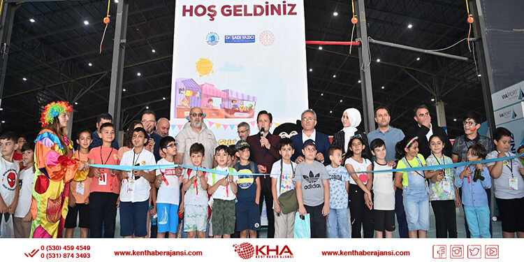 Tuzla’da Türkiye’nin En Büyük Çocuk Girişimciler Çarşısı Açıldı