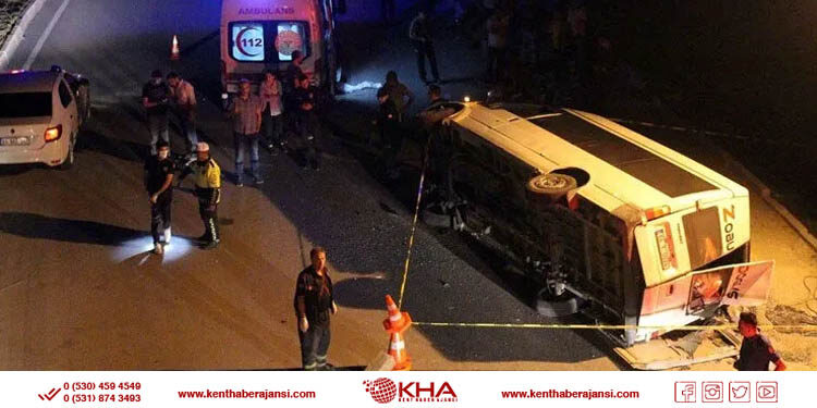 Uşak’ta servis minibüsü devrildi: 1 ölü, 15 yaralı