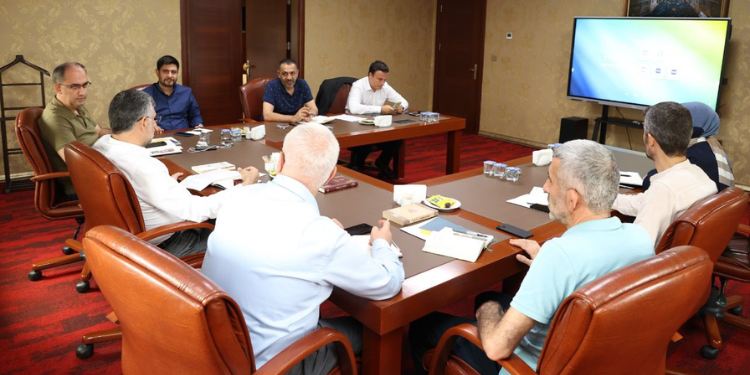 Başkan Keskin, Yardımcılarıyla Bir Araya Geldi