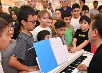 Tuzla’da Robotik Kodlama Eğitimi Alan Çocuklar Kendi Robotlarını Kodladılar