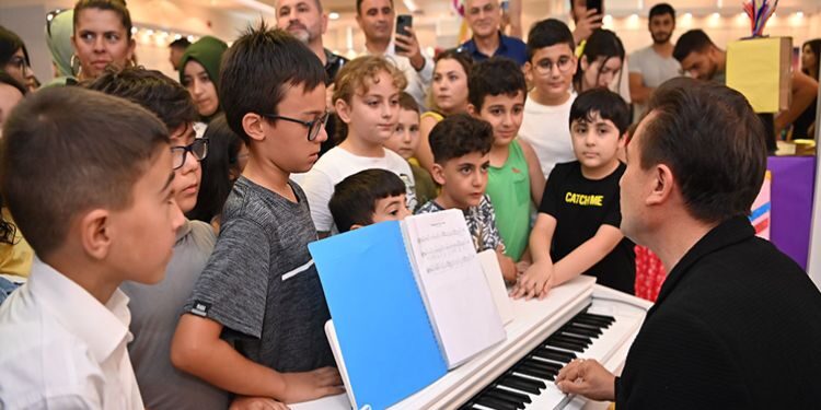 Tuzla’da Robotik Kodlama Eğitimi Alan Çocuklar Kendi Robotlarını Kodladılar