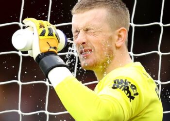 İngiltere’de maçlara su arası!