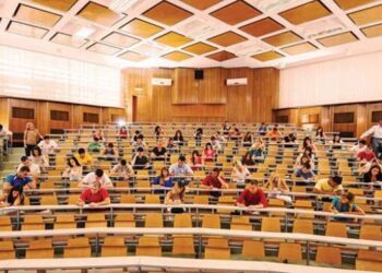 YÖK Başkanlığı’ndan Vakıf Üniversitelerine İndirim Çağrısı