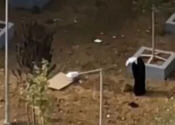 İstanbul’da bir garip olay: Eşini toprağa gömdü!