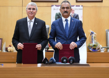 SAKARYA’DA TARIM ALANINI SEÇEN ÖĞRENCİLERE AYDA 500 LİRA BURS İMKANI