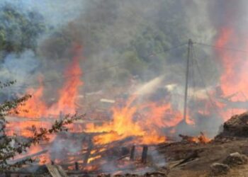 Kastamonu’da yangın faciası: 10 ev küle döndü