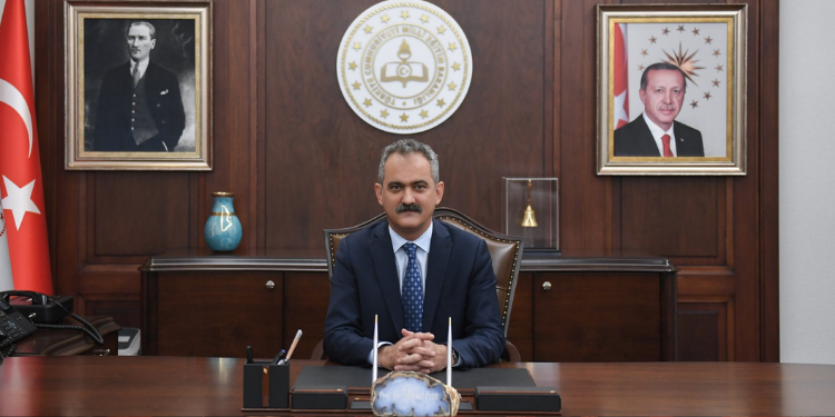 BAKAN ÖZER’İN 30 AĞUSTOS ZAFER BAYRAMI MESAJI