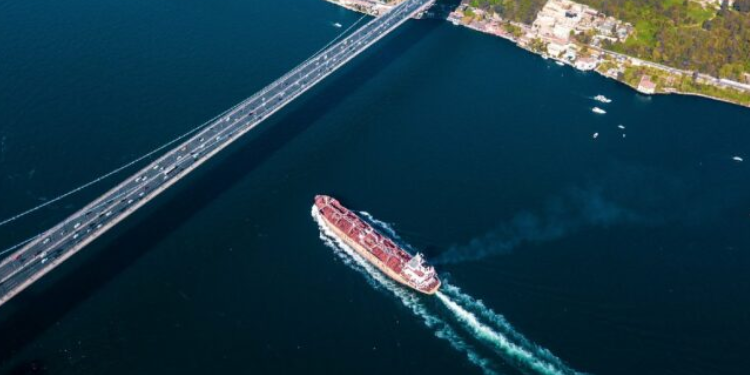 Boğaz geçiş ücretlerinde değişiklik