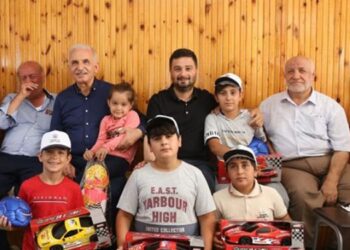 Başkan Öztekin vatandaşla bir araya geldi