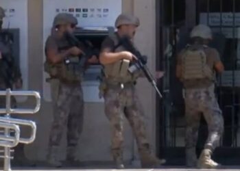 Son Dakika: Antalya’da banka müdürü rehin alındı