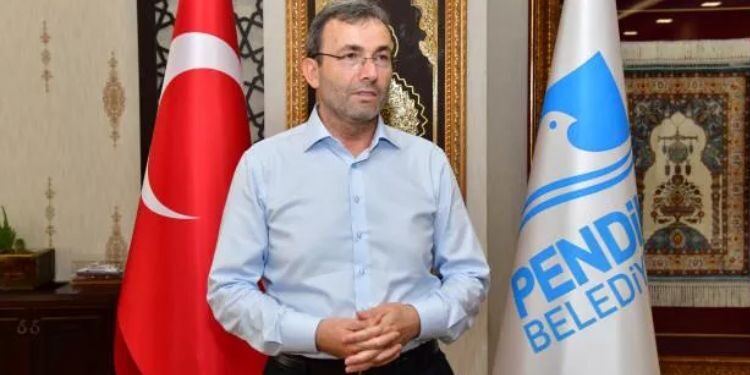 Pendik Belediyesinden üniversite öğrencilerine 2 Bin TL’lik destek