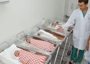 10 çocuk doğurana 1 milyon ruble verilecek