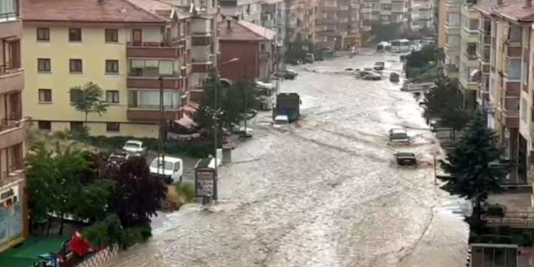 Ankara Valiliği’nden sağanak yağış uyarısı
