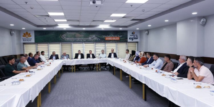 Sultanbeyli’de Eylül Ayı Meclis ve Ak Parti Grup Toplantısı Yapıldı