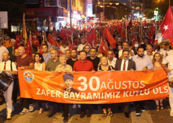 Maltepeliler Zafer Bayramı’nı Coşkuyla Kutladı