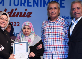 Sancaktepe’de 66 Hak Sahibi Tapusunu Teslim Aldı