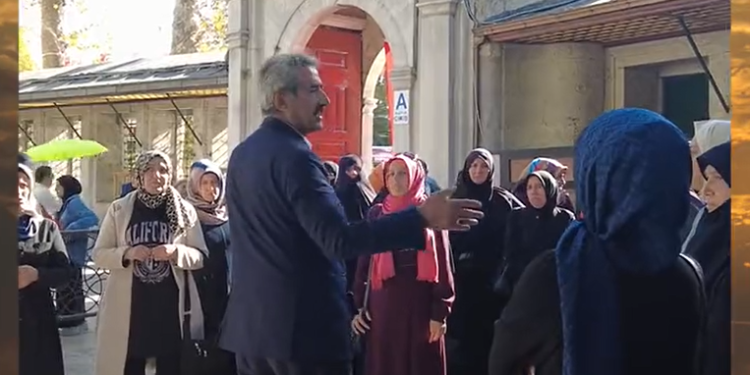 Sultanbeylililer Manevi Mekanlarda Huzur Buluyor