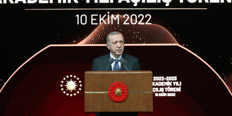 35 yaş üstü kadınlara üniversitelerde ek kontenjan müjdesi!