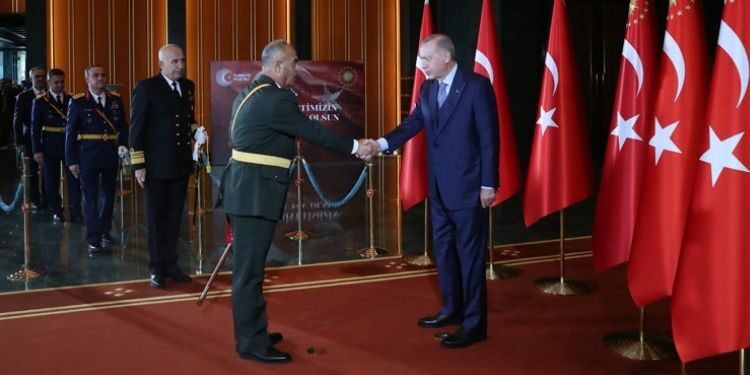 Cumhurbaşkanı Erdoğan, Külliyede Bayram Tebriklerini Kabul Etti