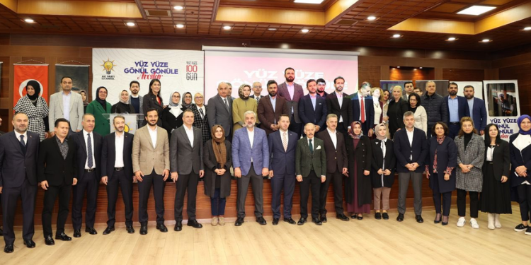 Avcılar’da Başkan Keskin’inde Katılımıyla Yüz Yüze 100 Gün Programı Gerçekleştirildi