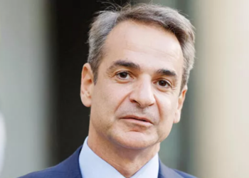 Miçotakis haddini aşarak Türkiye’yi suçladı!