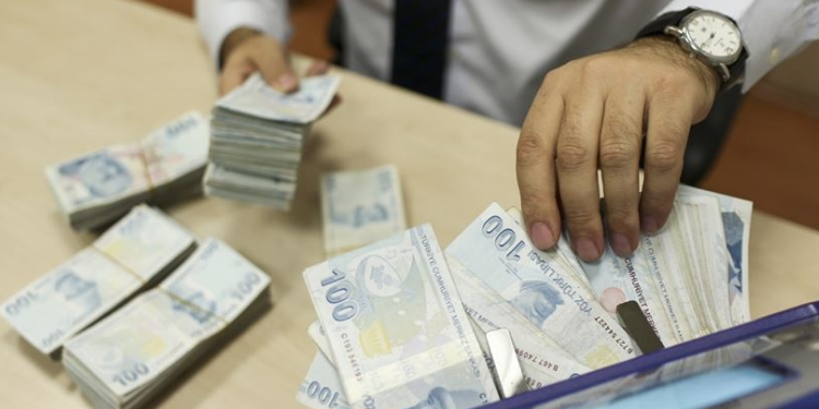 Yaşlı ve engelli maaşları hesaplara yatırıldı