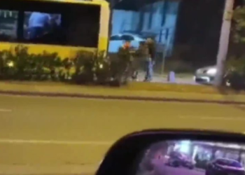 Sultanbeyli’de Patenli Gençlere Dayak!