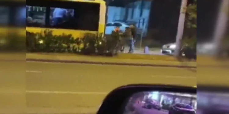 Sultanbeyli’de Patenli Gençlere Dayak!