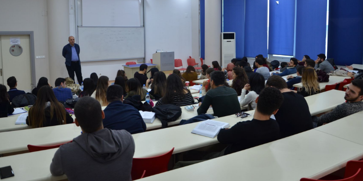 Zam şampiyonu eğitim ücretleri oldu