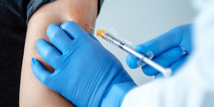 Grip aşıları artık eczanede satılacak