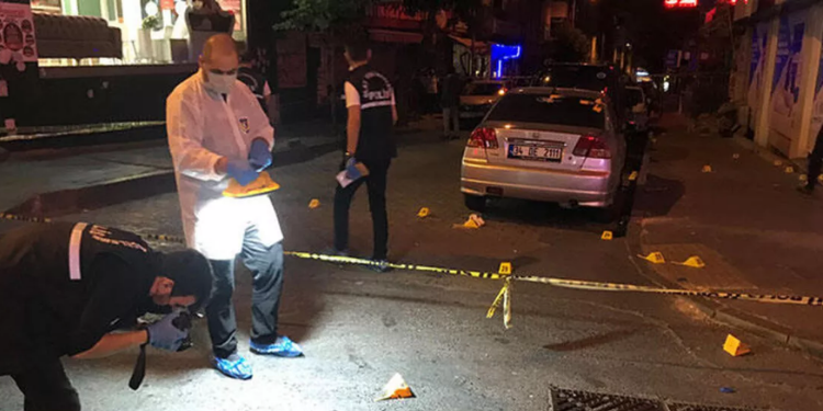 Bahçelievler’de silahlı saldırı: 1’i ağır, 5 yaralı