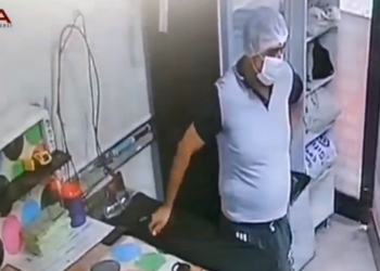 Sultanbeyli’de Telefon Hırsızlığı Kamerada