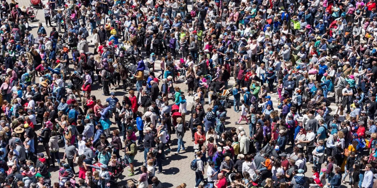 Dünya nüfusu 8 milyarı aştı!