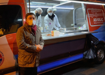 Saba çorbası vatandaşların içini ısıtıyor!