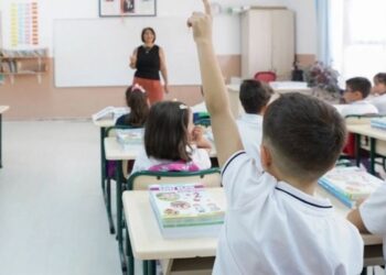 Birçok öğretmen bugün grevde! 2 Kasım okullar tatil mi?