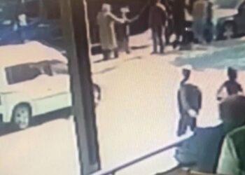 Sancaktepe’de baltalı yol verme kavgası!