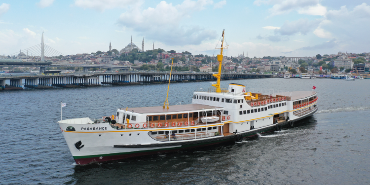 Deniz ulaşımına lodos engeli!