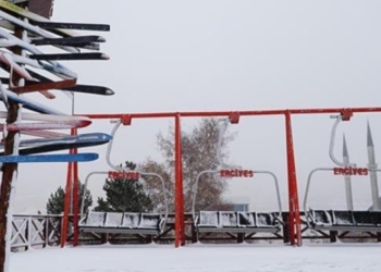 Erciyes Dağı beyaz örtü kuşandı