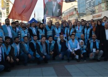 MAVİ YELEKLİLER SULTANBEYLİ’DE VATANDAŞLA BULUŞTU